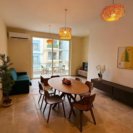 St Julians's Boho * Is-Swieqi