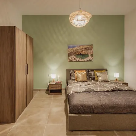 St Julians's Boho * Is-Swieqi